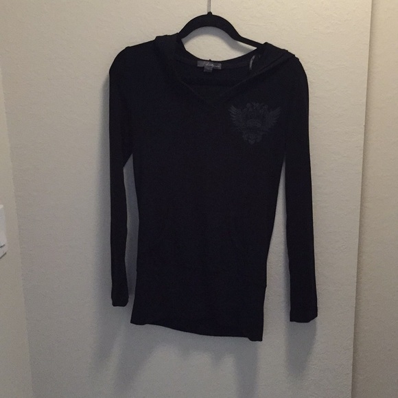 Beautiful hooded embellished crown long sleeve tee - Picture 3 of 7